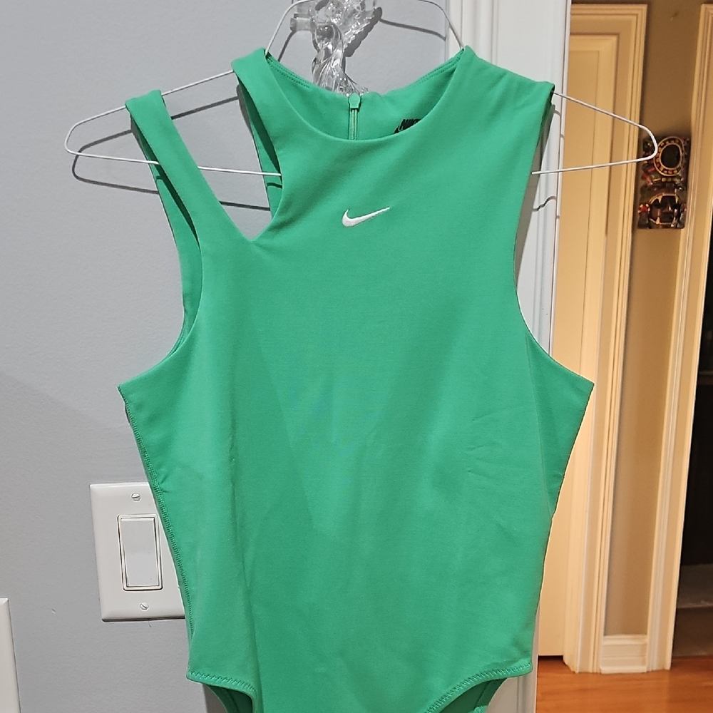 Nike Women's Green Sleeveless Top